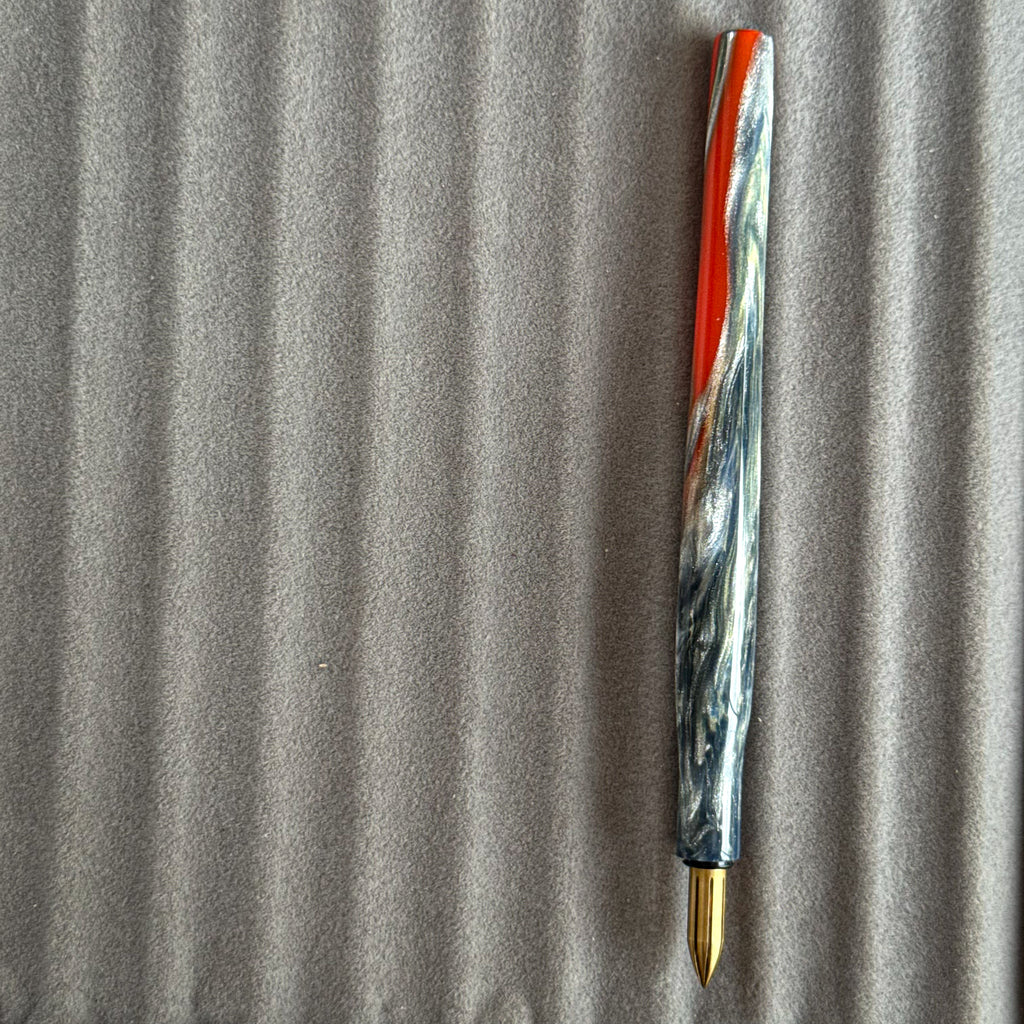 Elphi (Nib Holder)