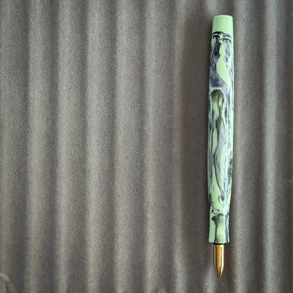 Pistachio Cream (Nib Holder)