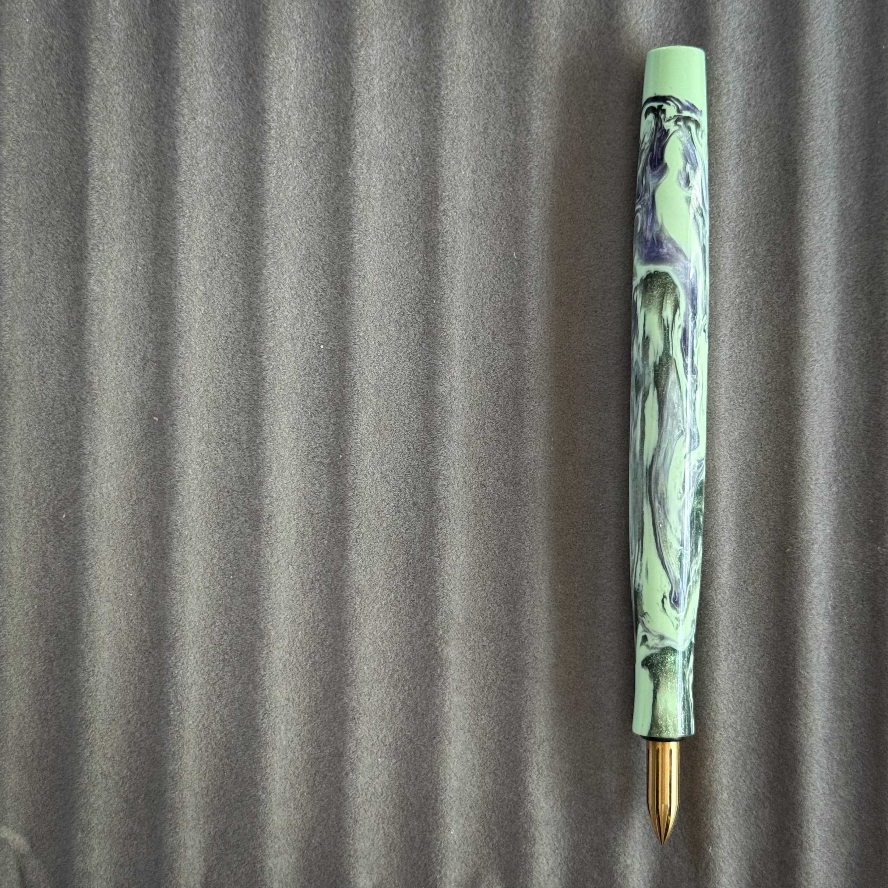 Pistachio Cream (Nib Holder)