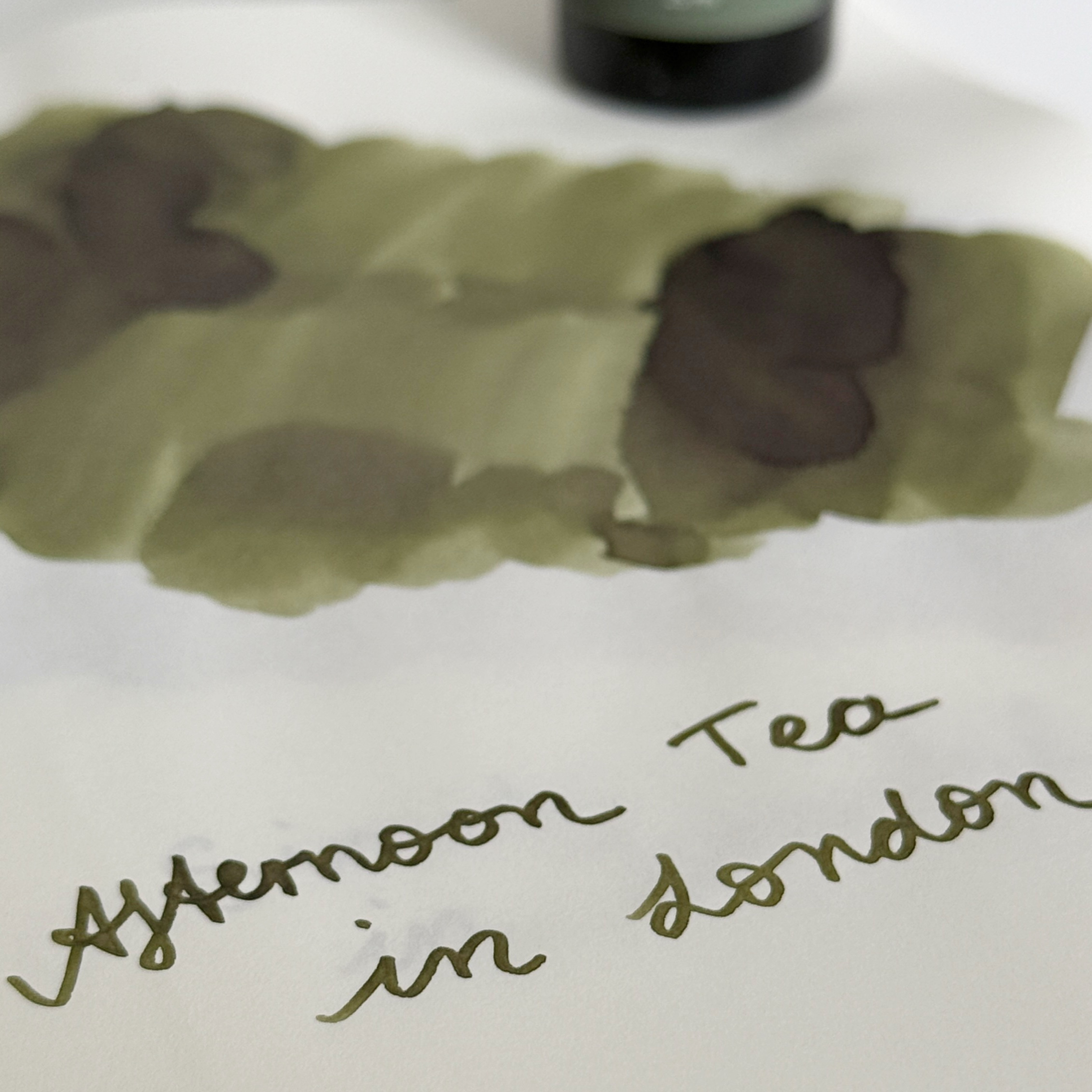 PRE ORDER | Afternoon Tea in London by heartsfailing