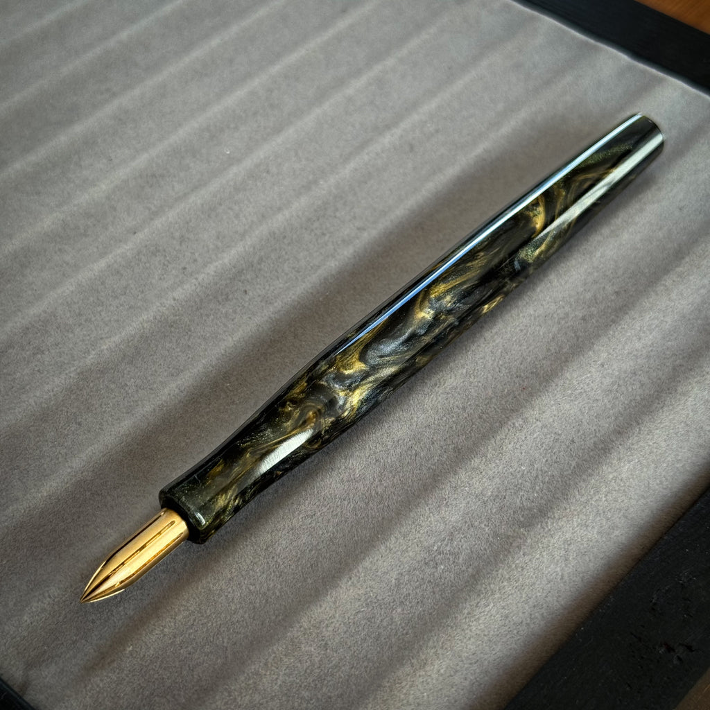 Maiden Forest (Nib Holder)