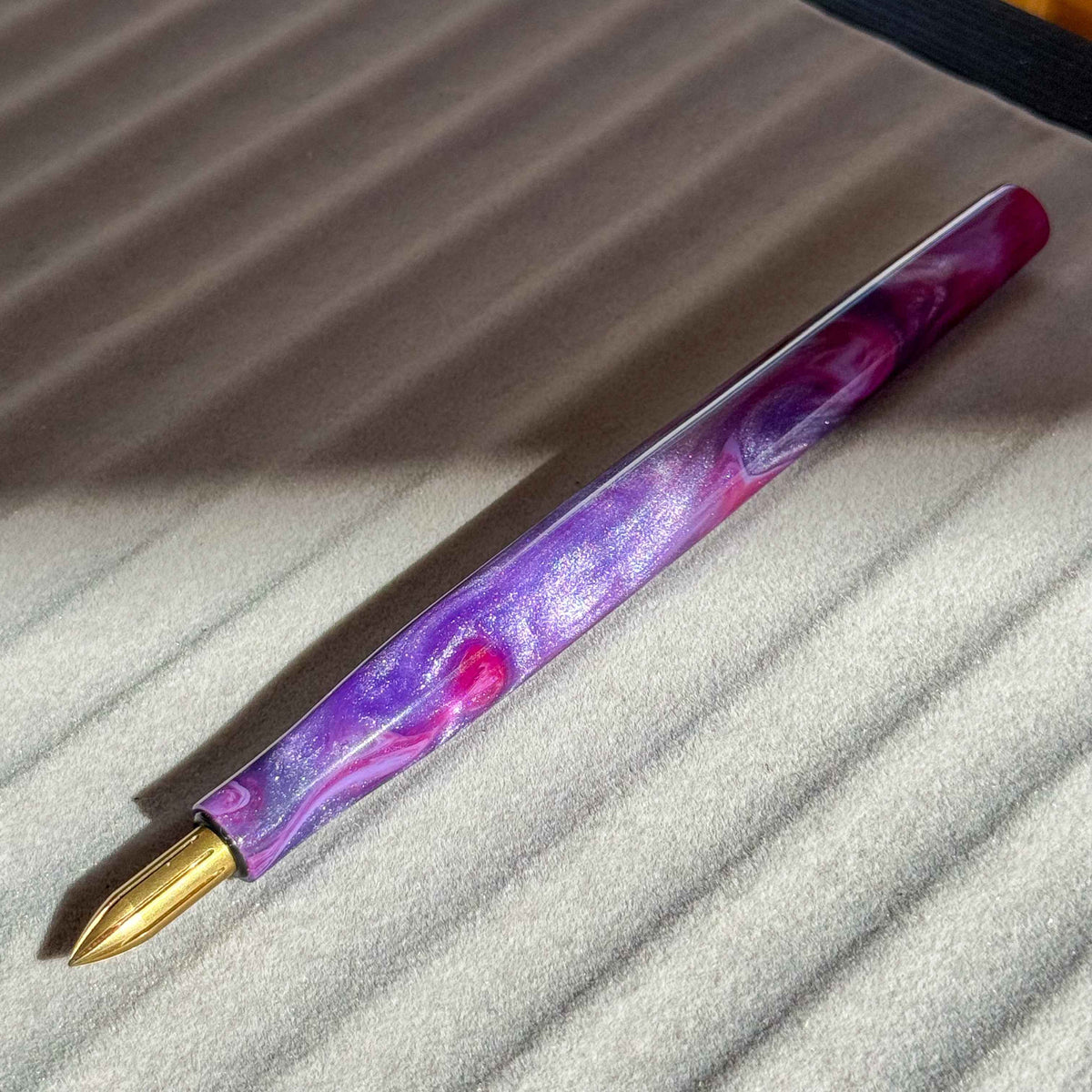 Amethyst Noir (Nib Holder)