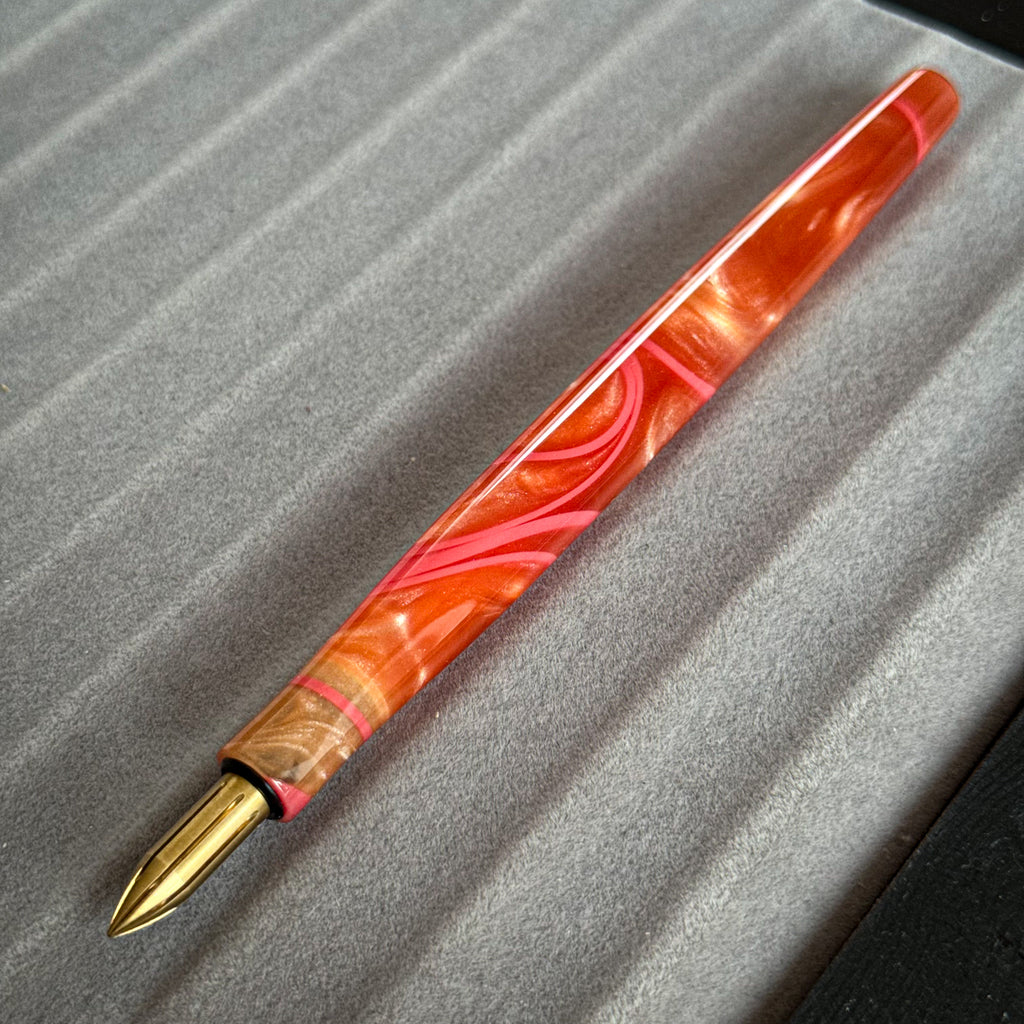 Solar Ribbons (Nib Holder)