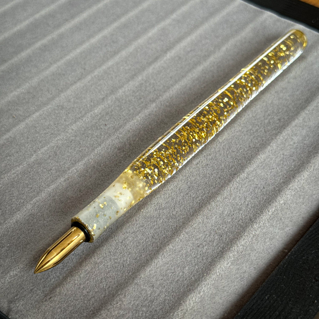 Gilded Air (Nib Holder)