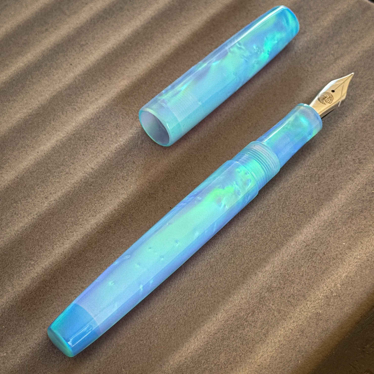 Aurora Opal (Hybrid)