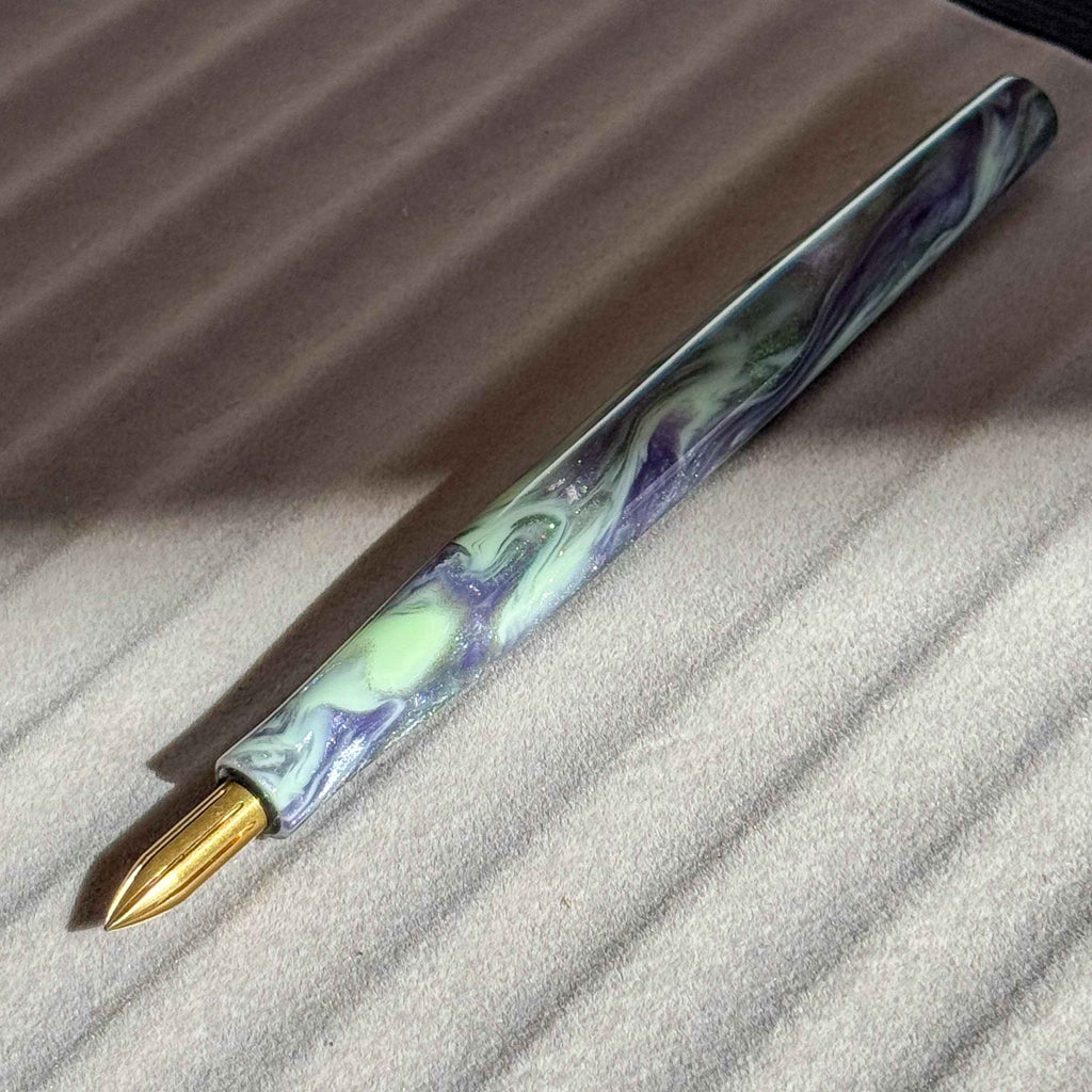 Pistachio Cream (Nib Holder)