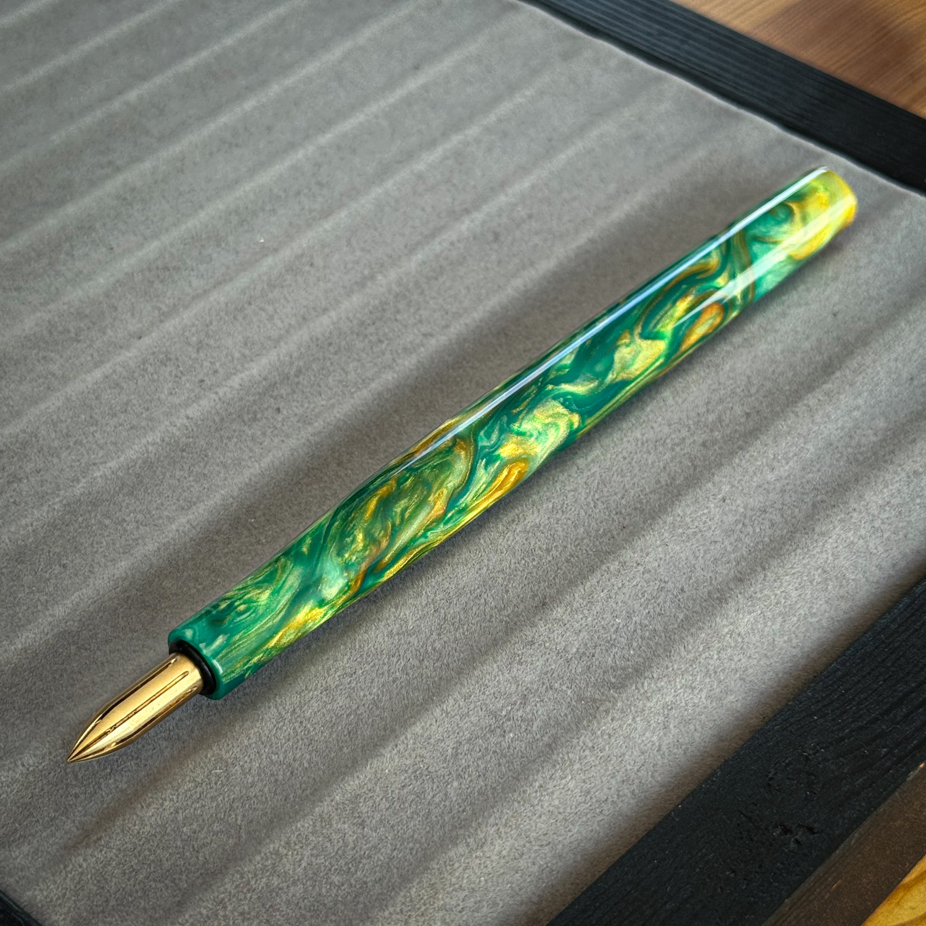 Meet Me in Amalfi (Nib Holder)