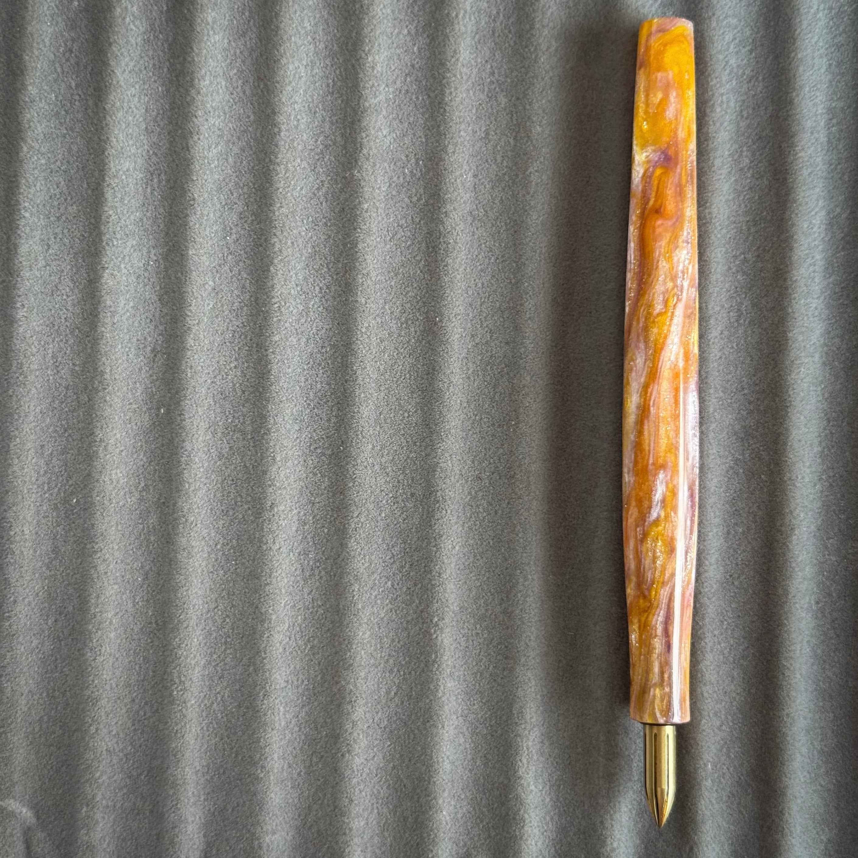 Smells Like Spring (Nib Holder)