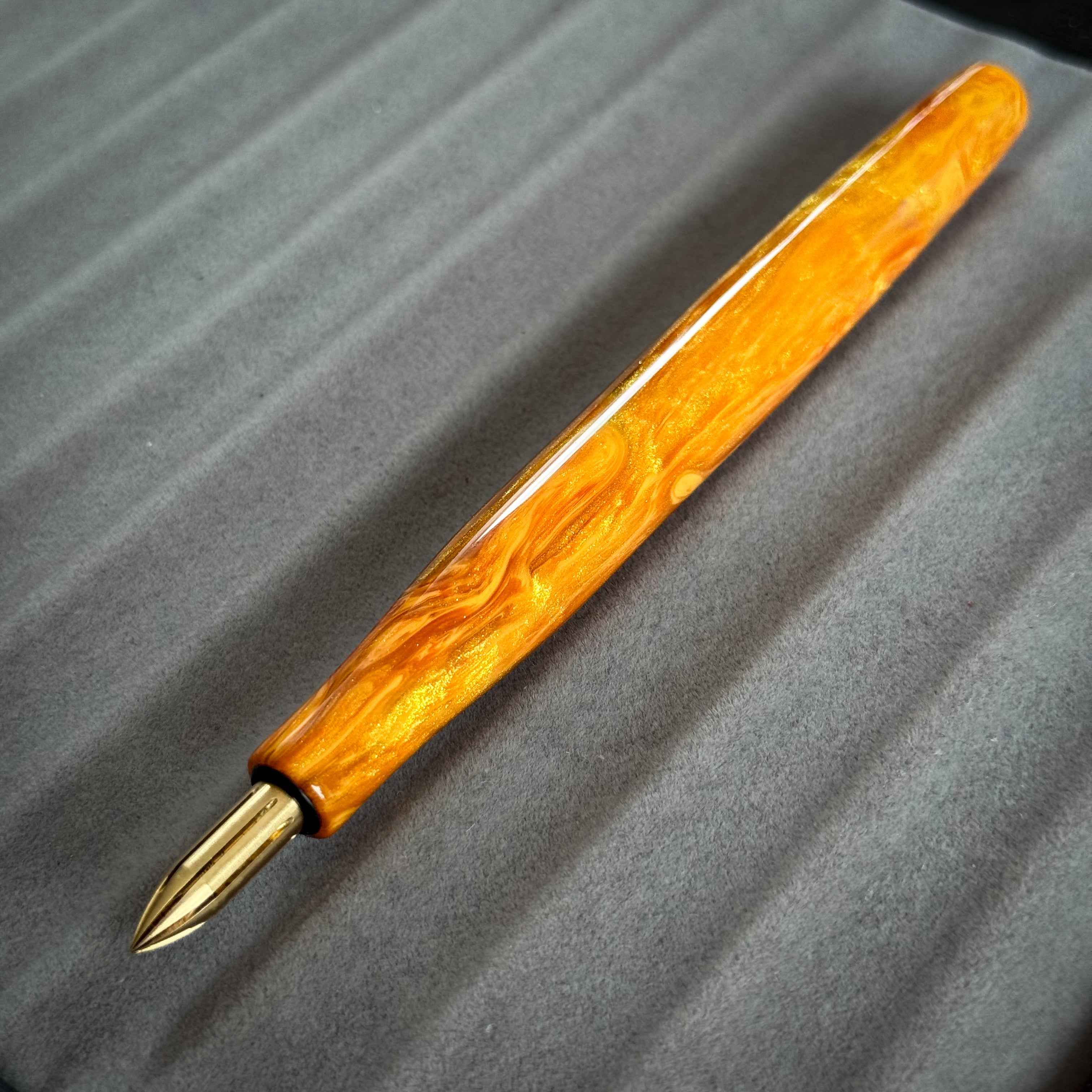 A Touch Of Soleil (Nib Holder)
