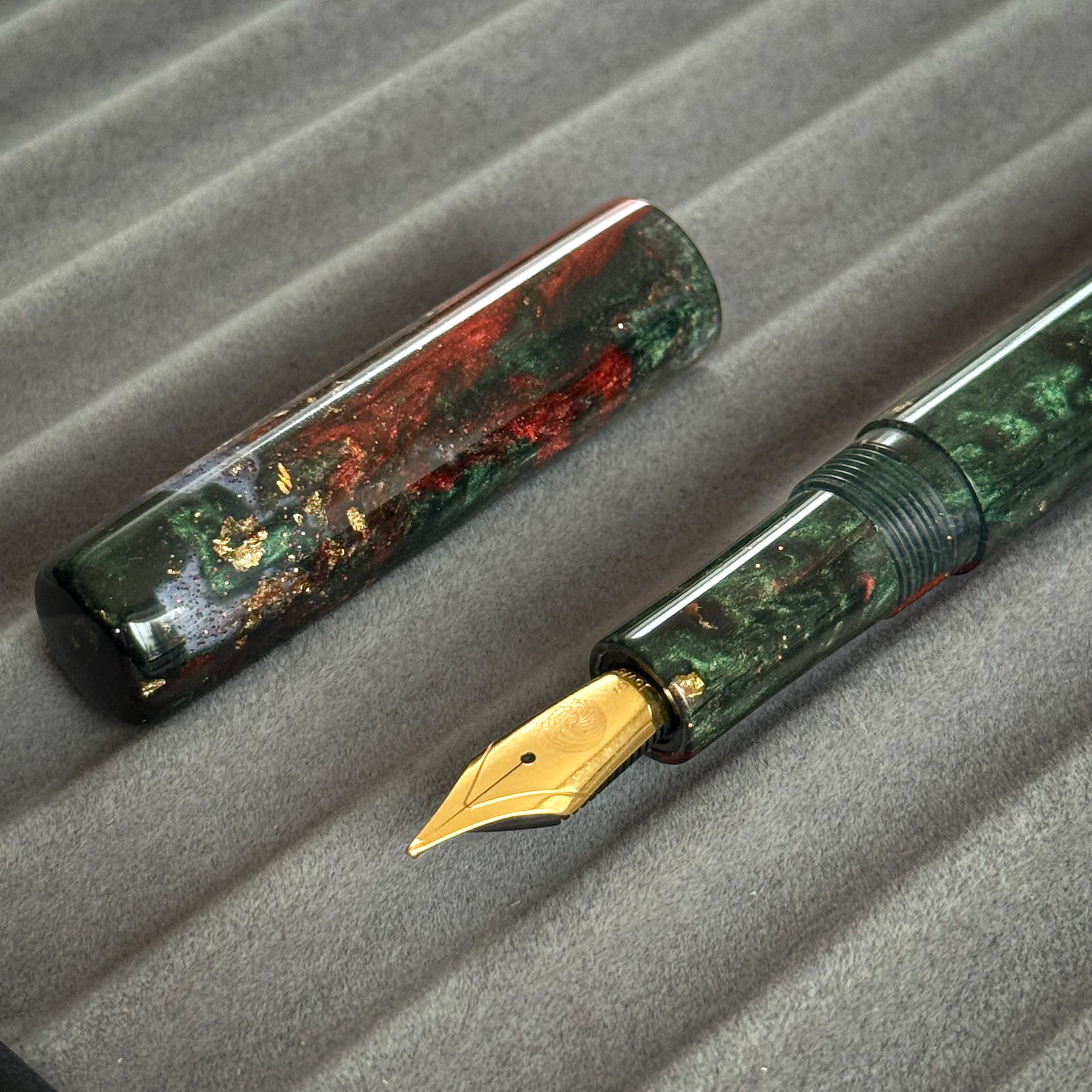 Golden Noel (Straight)