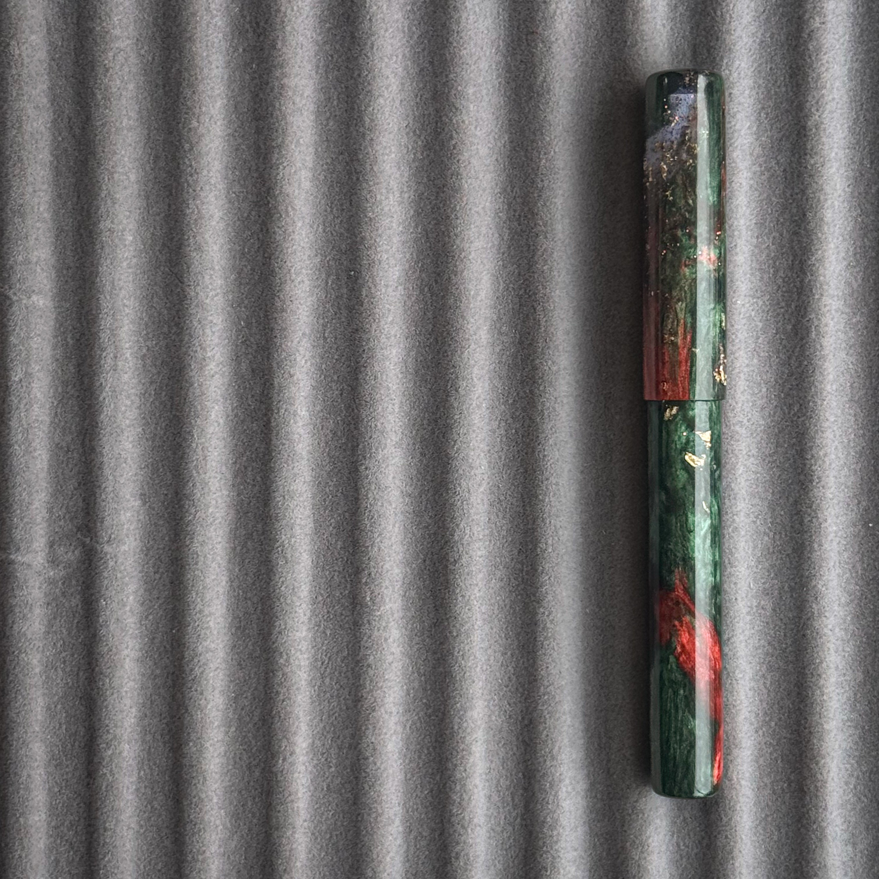 Golden Noel (Straight)