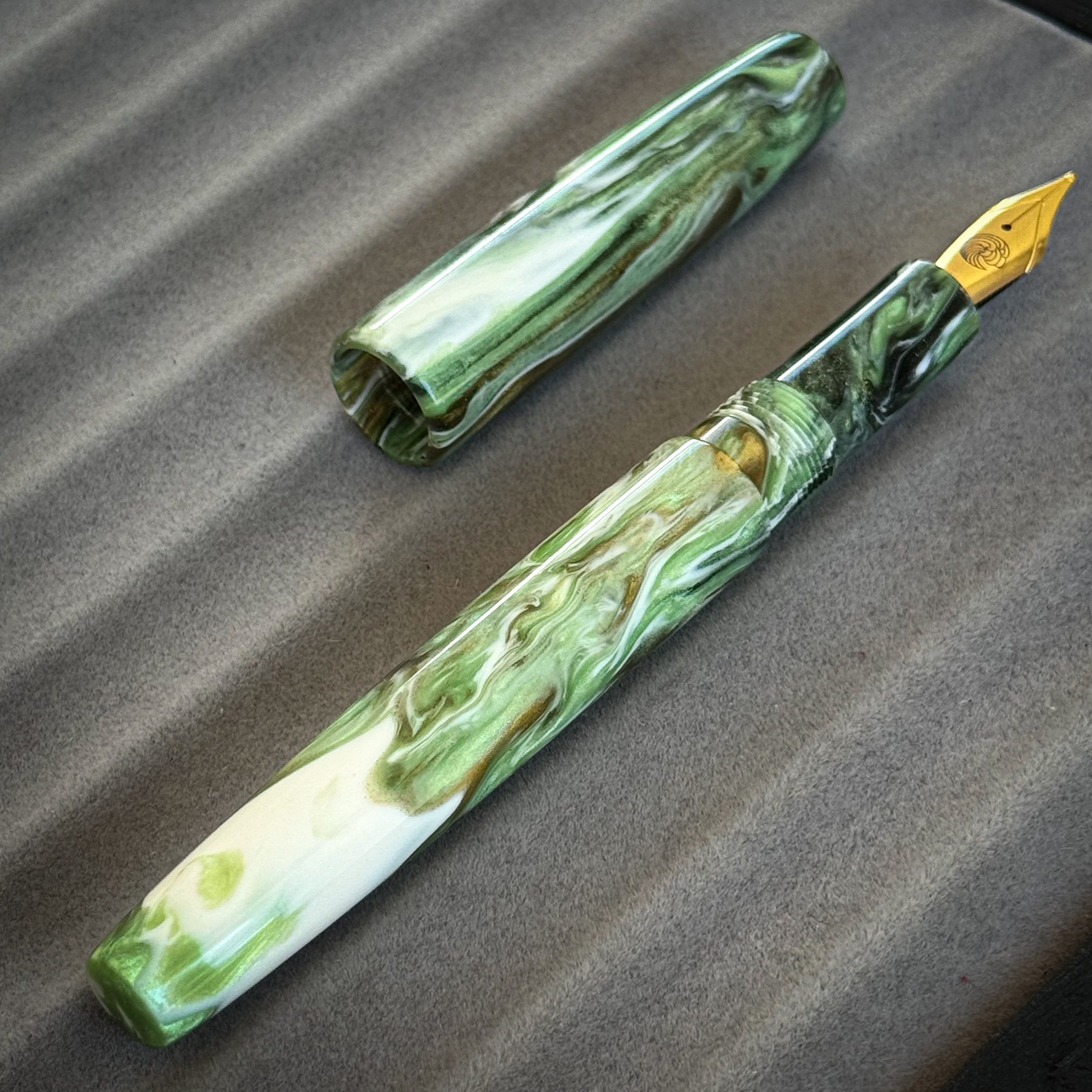 Roses in Arles (Meridian)