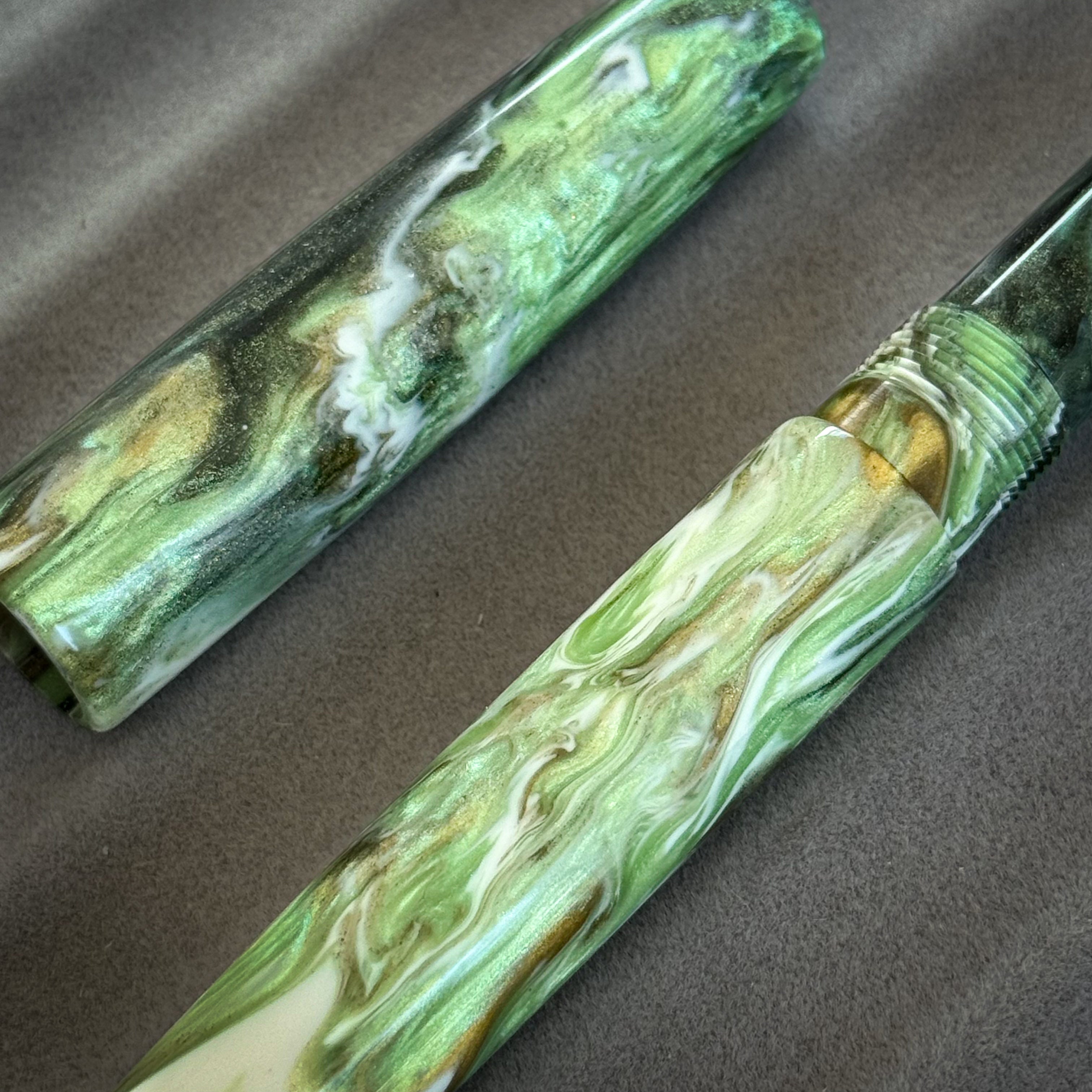 Roses in Arles (Meridian)