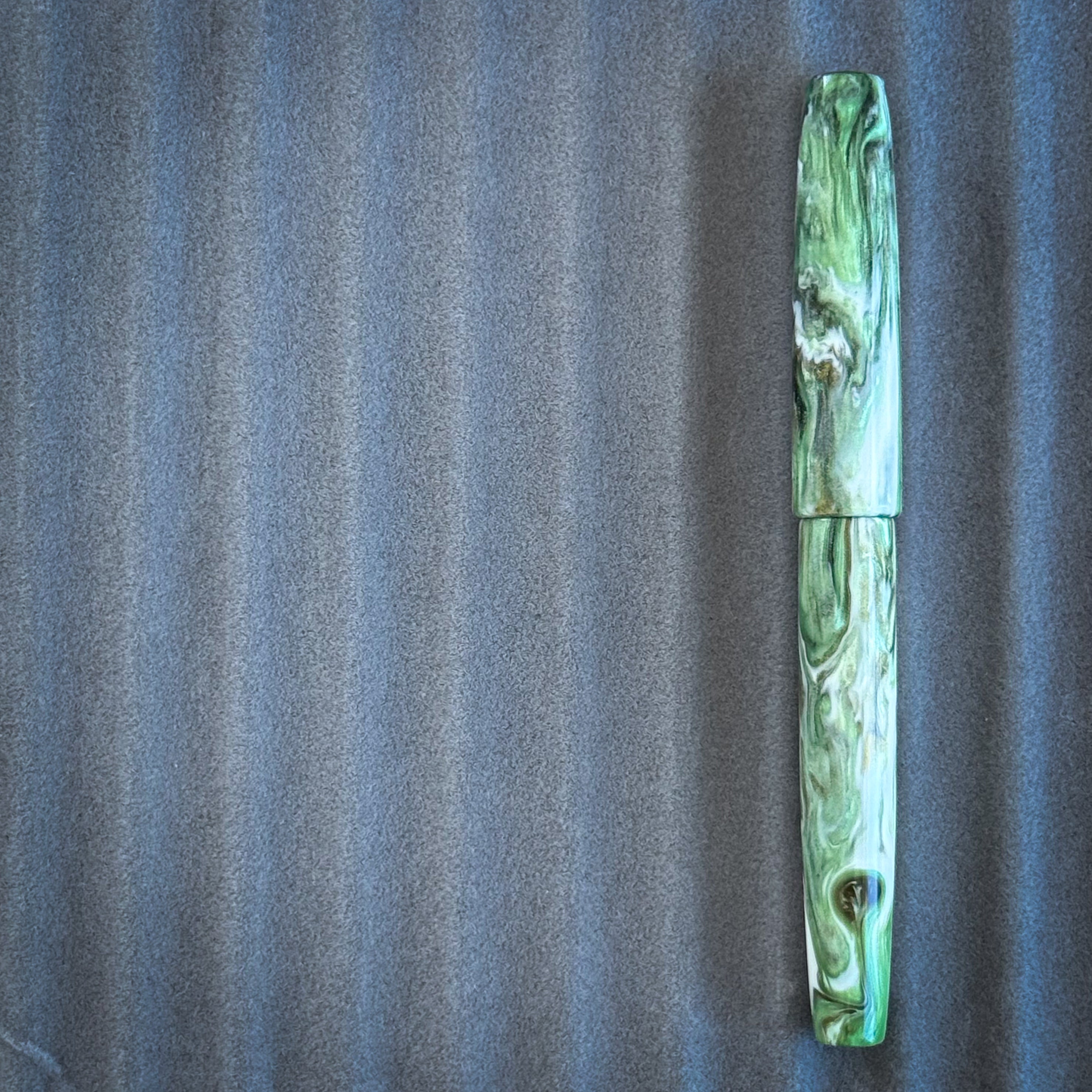 Roses in Arles (Meridian)